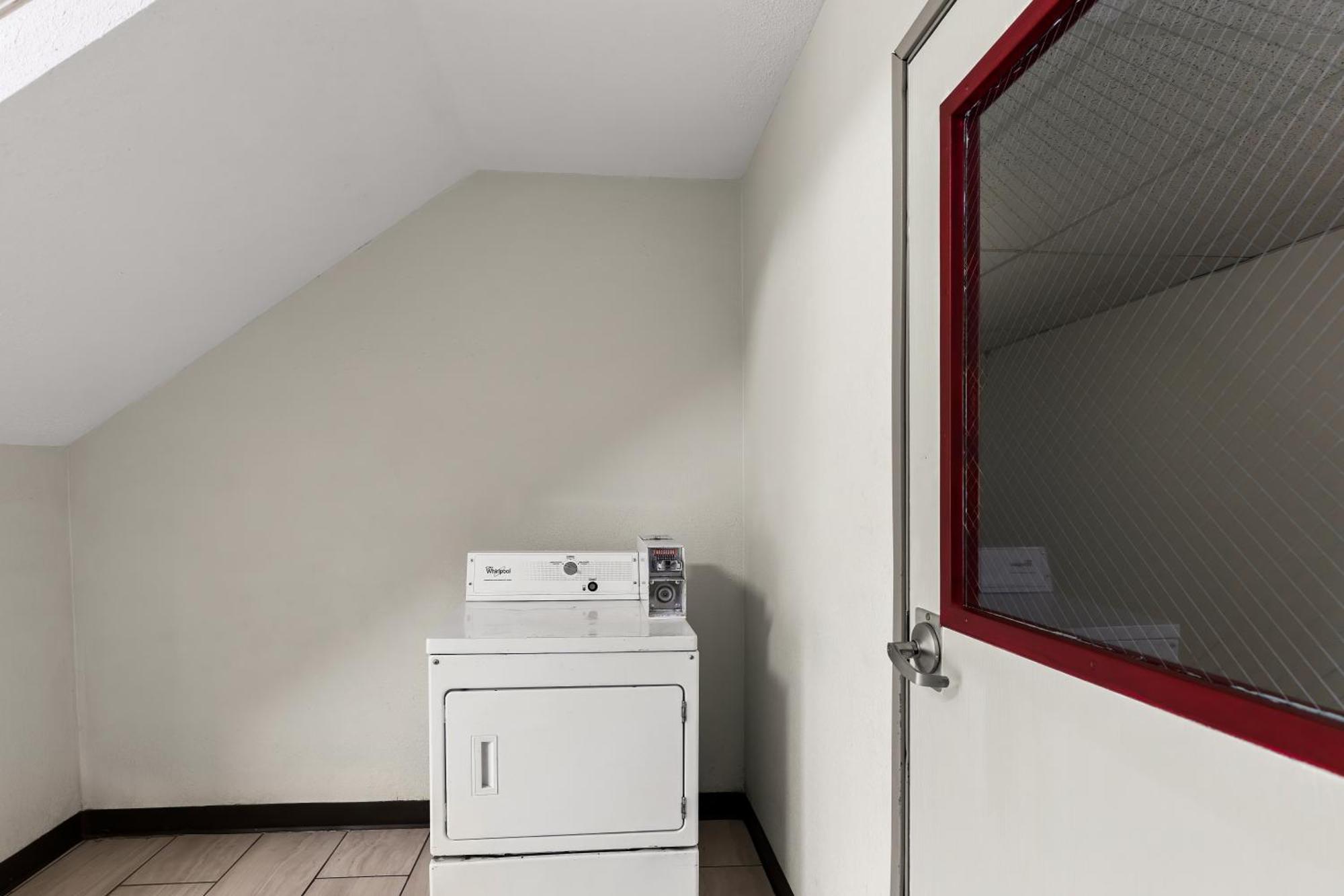 Red Lion Inn & Suites Caseyville Dış mekan fotoğraf