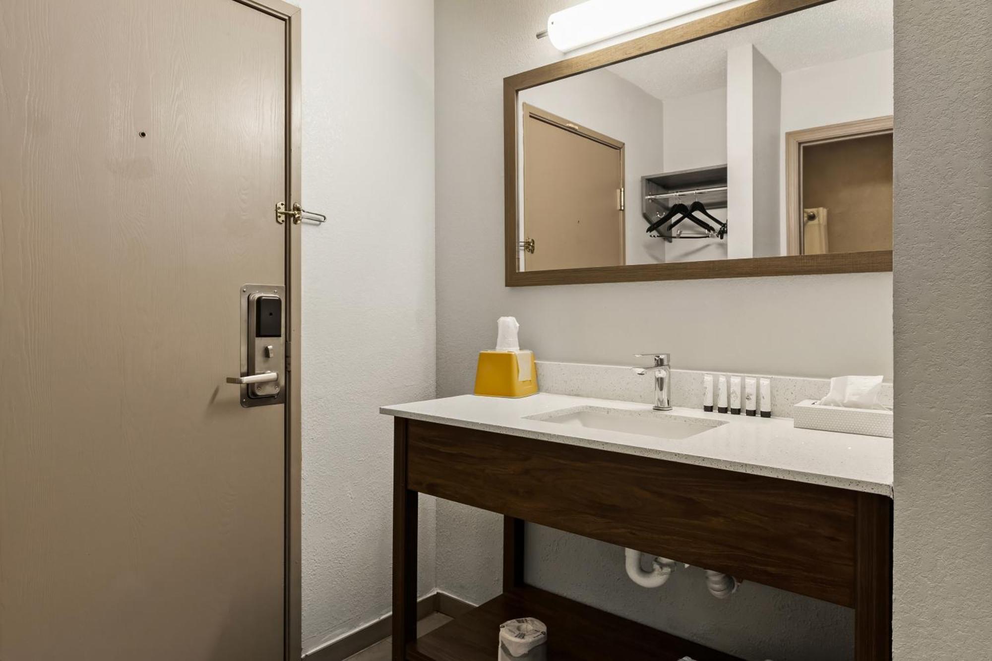 Red Lion Inn & Suites Caseyville Dış mekan fotoğraf