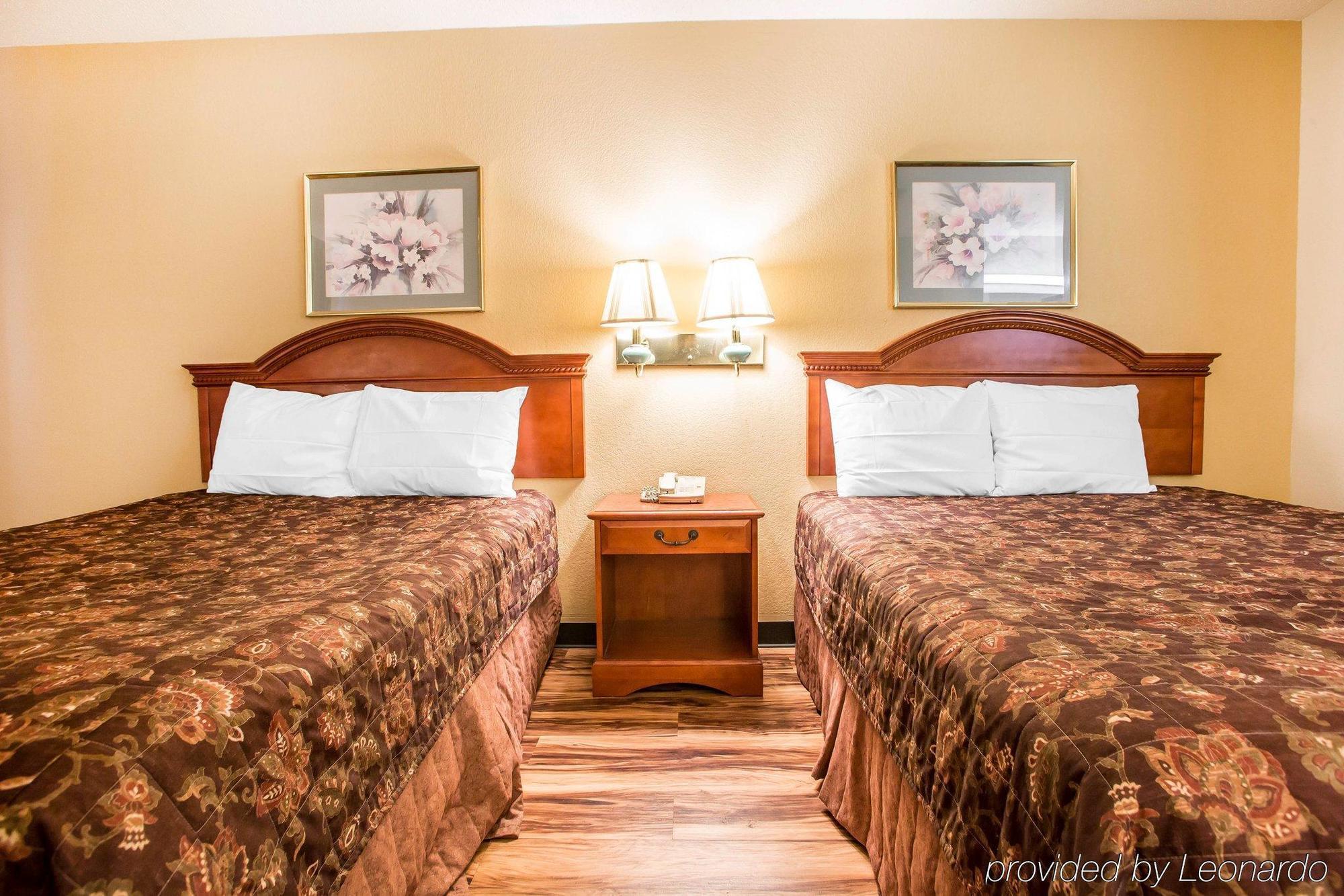 Red Lion Inn & Suites Caseyville Dış mekan fotoğraf