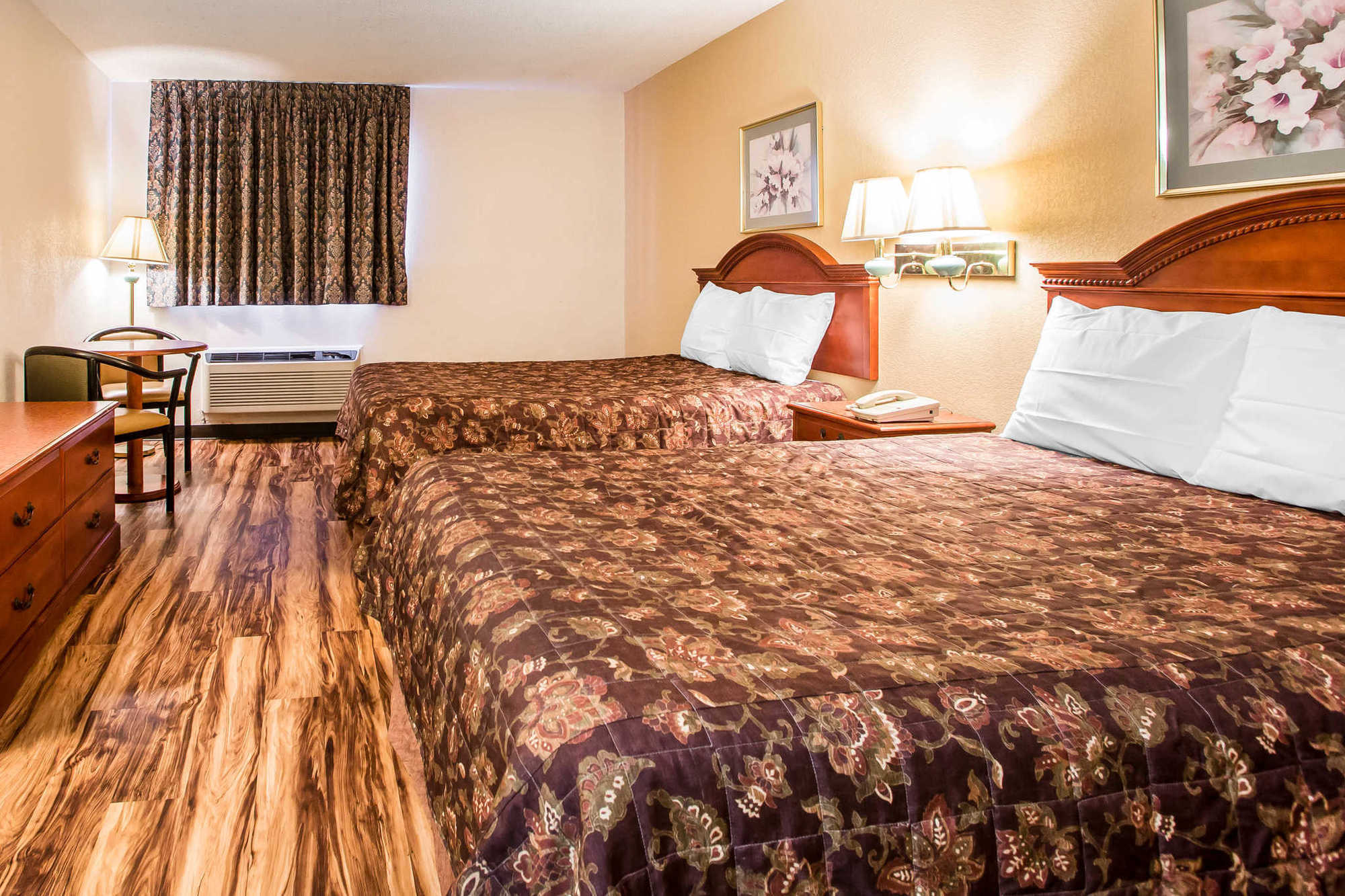 Red Lion Inn & Suites Caseyville Oda fotoğraf