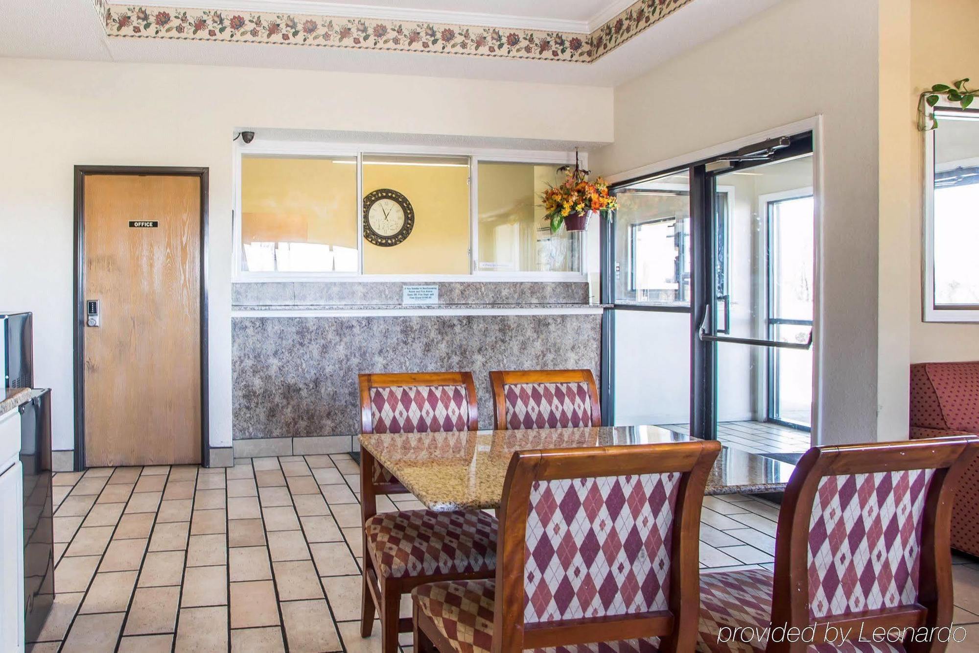Red Lion Inn & Suites Caseyville Dış mekan fotoğraf